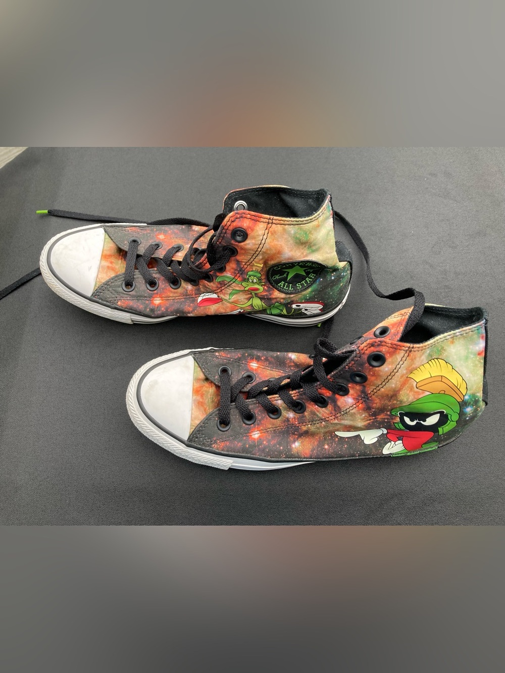 Converse Chuck Taylor All Star Looney Tunes "Marvin the Martian" High-Tops - Picture 12 of 14